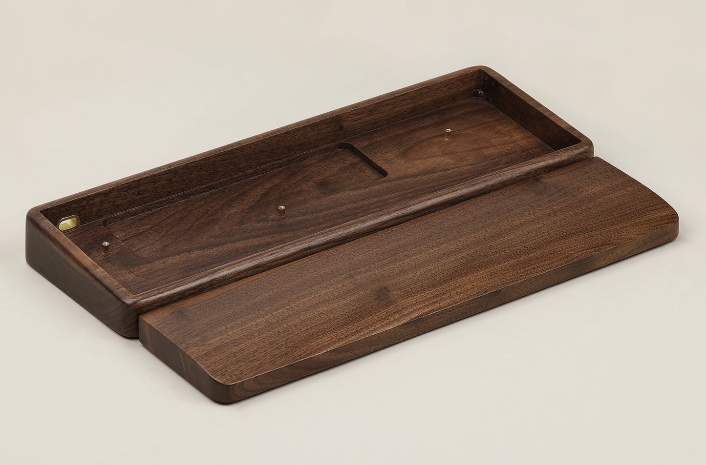 65 Percent Walnut Case with Wrist Rest