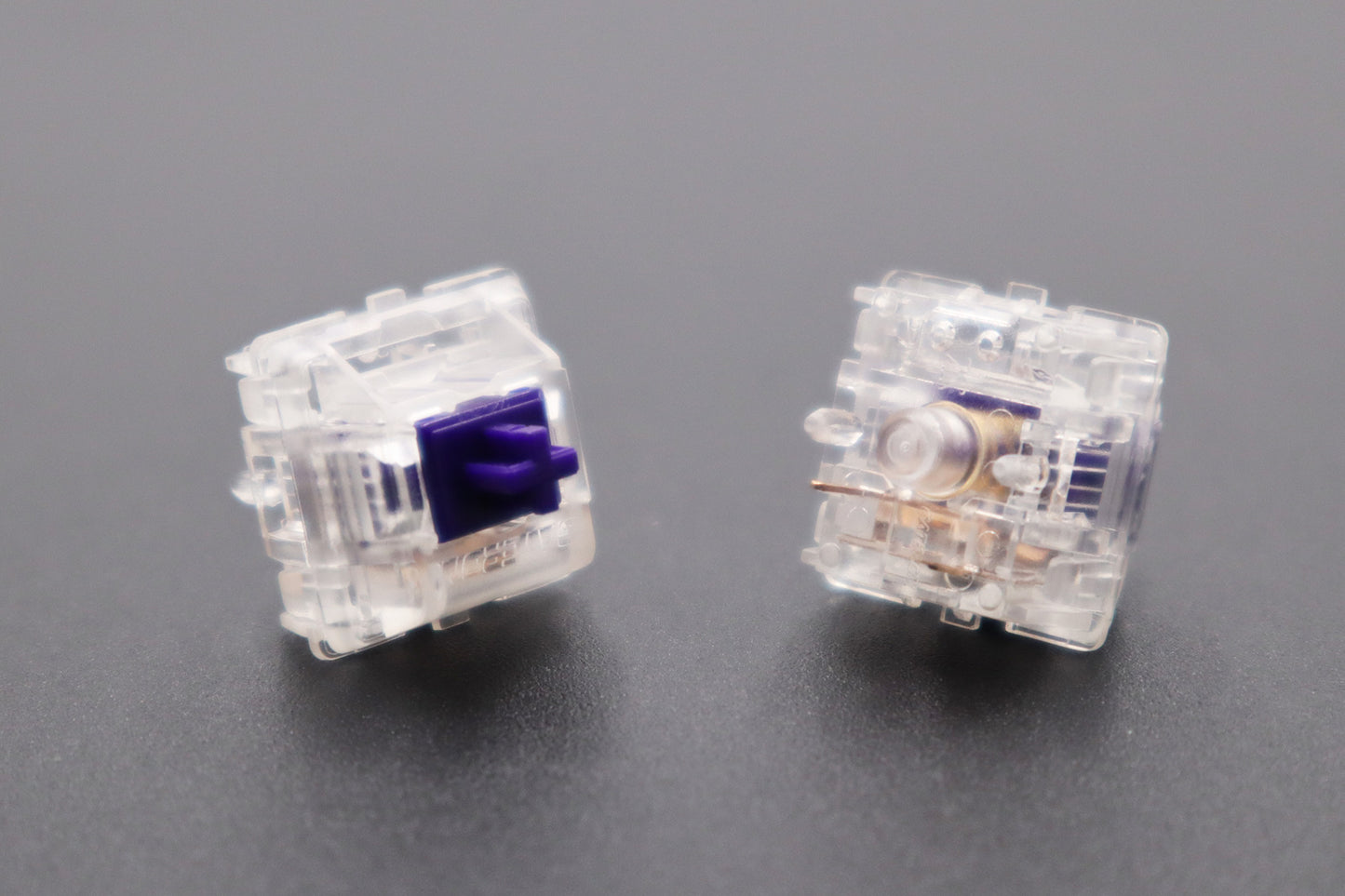 Zeal Purple Zealios V2 Switches (tactile)