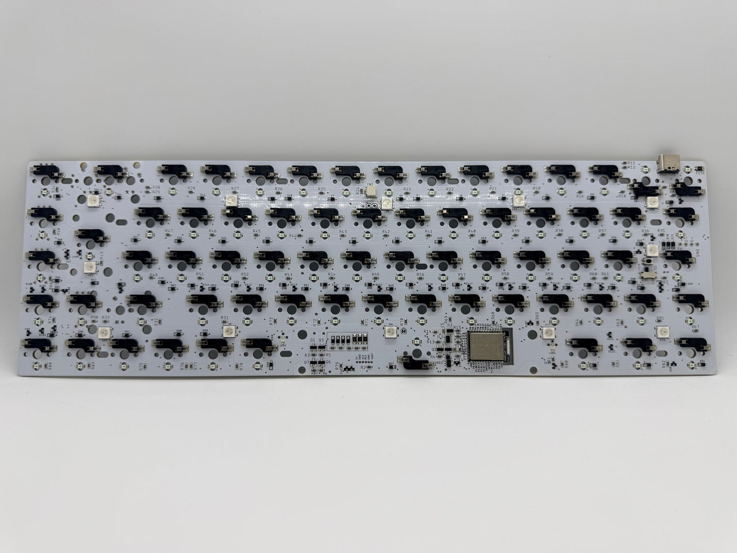 
                  
                    BT65v2 ISO Layout - 65% Wireless Hotswap Tray Mount PCB with RGB underglow and white LED
                  
                