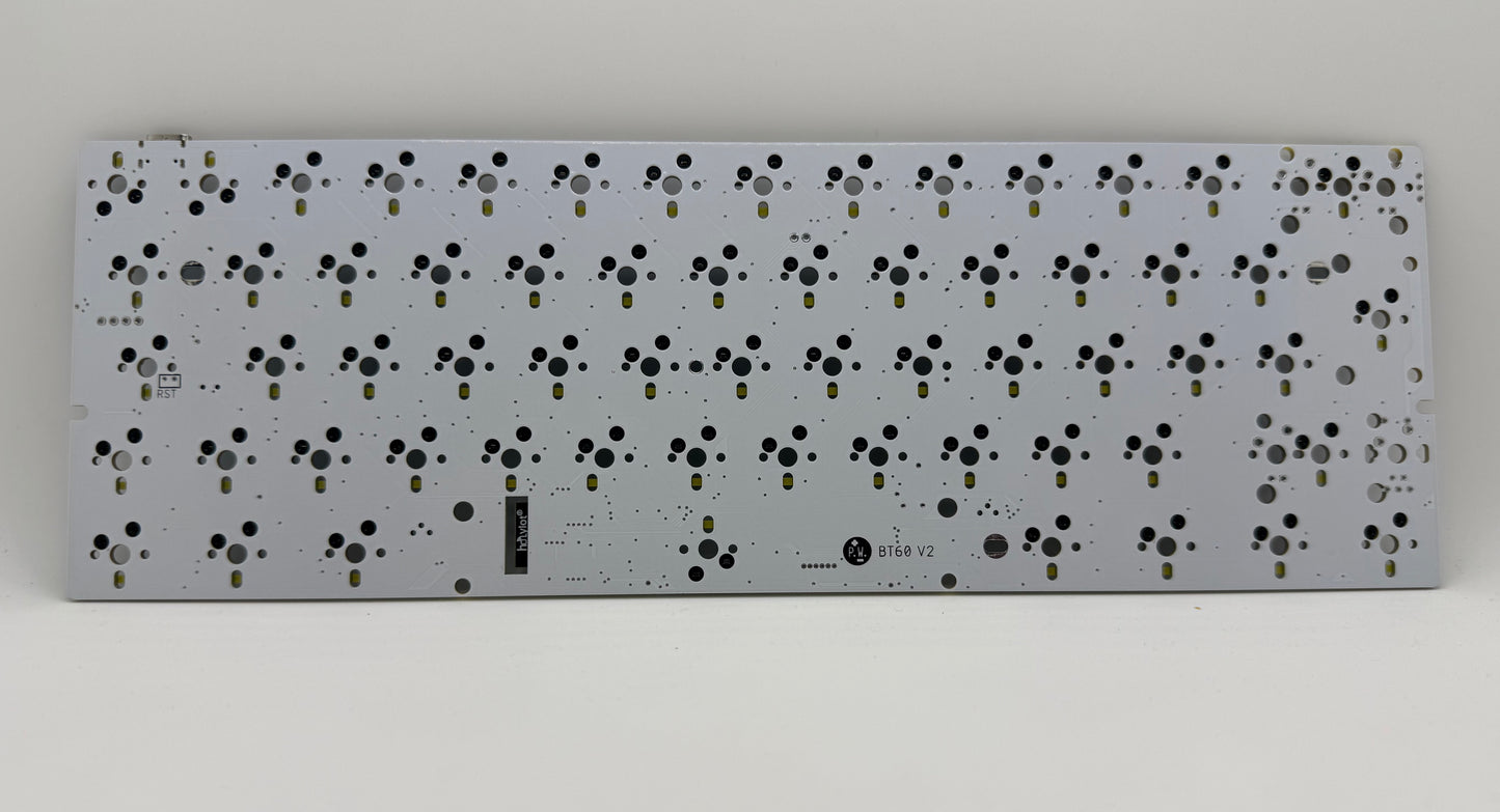 
                  
                    BT60v2 ISO Layout - 60% Wireless Hotswap Tray Mount PCB with RGB underglow and white LED
                  
                