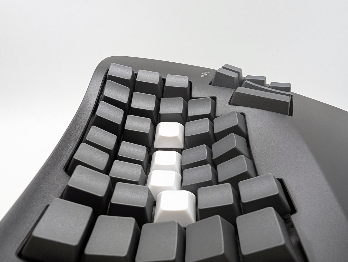
                  
                    UPKB Advantage360 PBT Blank White Keycap Set
                  
                