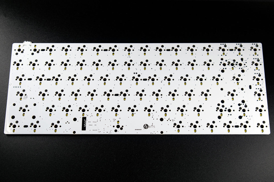 BT75 - 75% Wireless Hotswap Tray Mount PCB with RGB underglow and whit ...