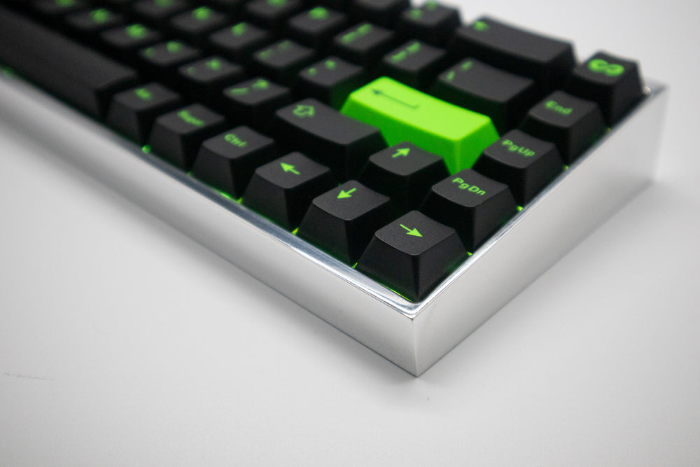 https://upgradekeyboards.com/cdn/shop/products/mirror-polished-tofu65-right_1000x.jpg?v=1652824971